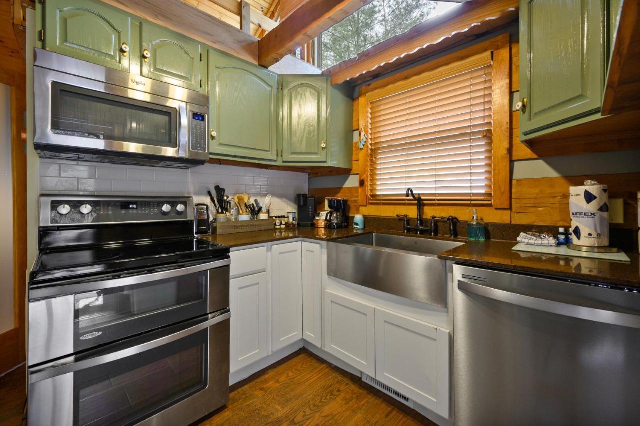 The Robins Nest With Hot Tub Villa Pigeon Forge Exteriör bild